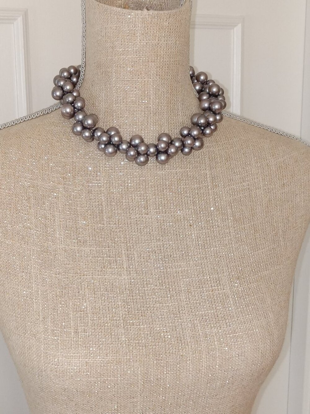 Costume Jewelry Gray Faux Pearl Choker Necklace & Stretch Bracelet Set